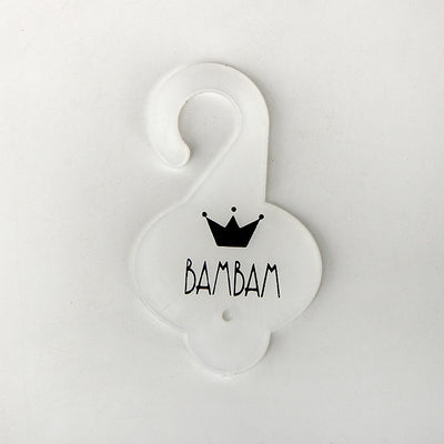 OEM ODM 1.8g White Plastic Hooks Silver Foiling Logo