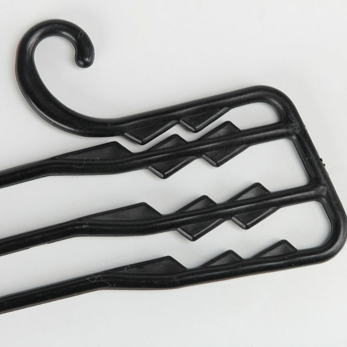 11*8.5cm Mold Cost Free Black 3 Pairs Display Plastic Hangers For Socks